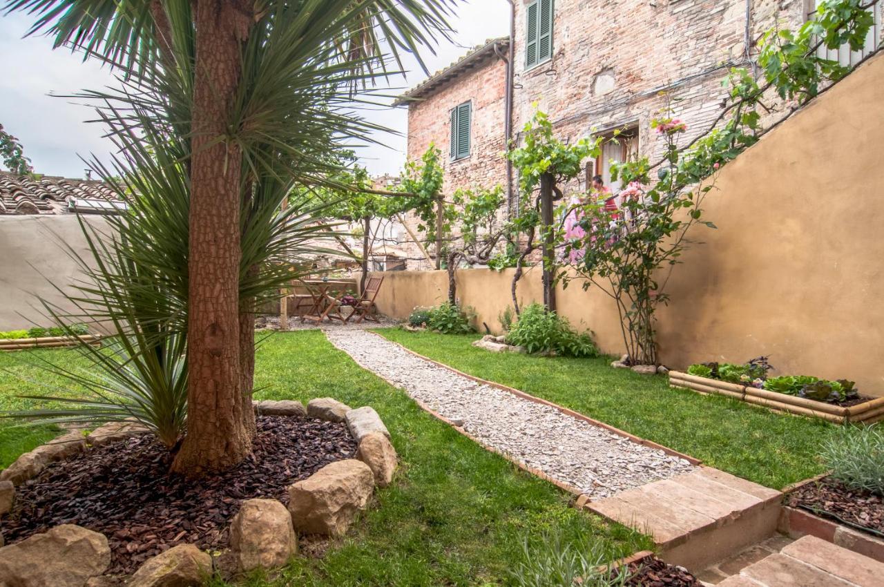 Umbrian Concierge - La Casa Dei Pellari Hotel Perugia Exterior photo